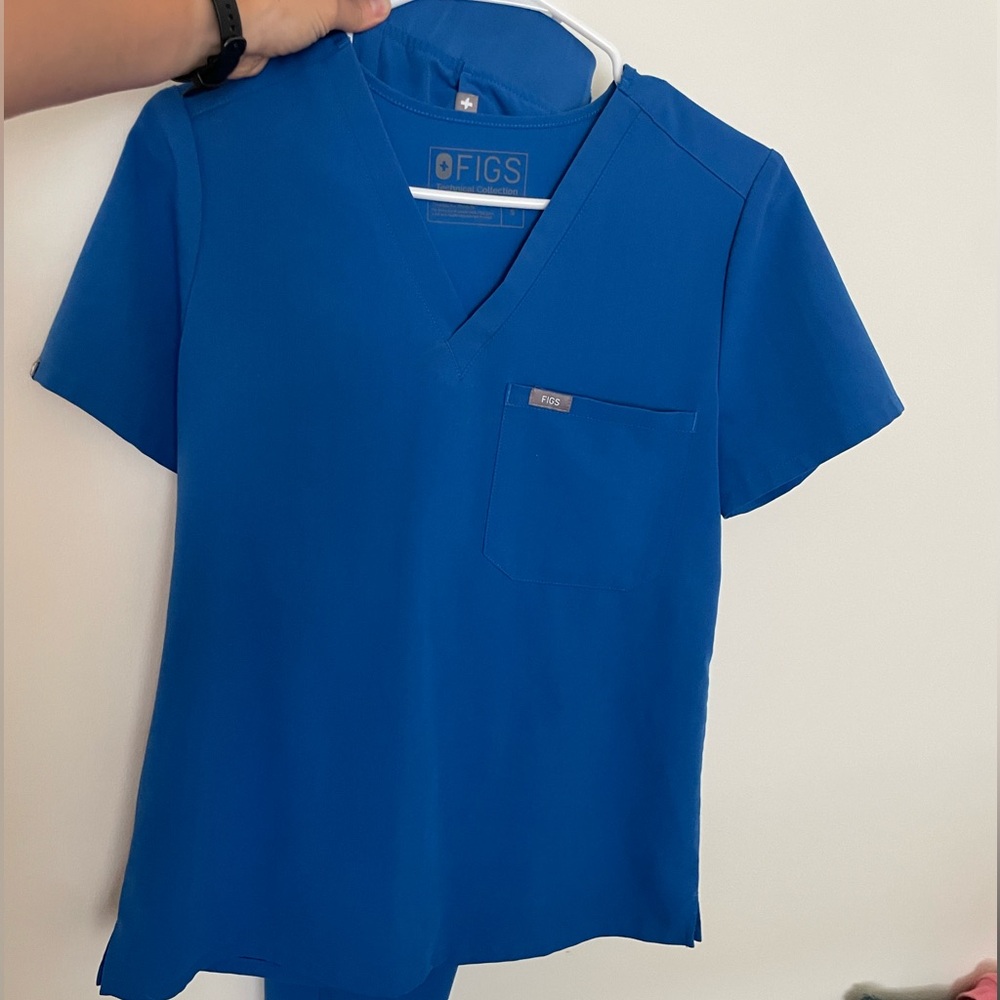 Figs Royal Blue scrub set size small